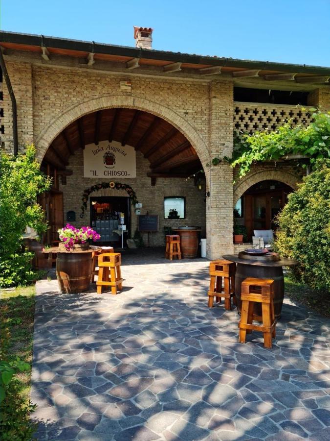 Agriturismo Isola Augusta Palazzolo dello Stella Екстериор снимка