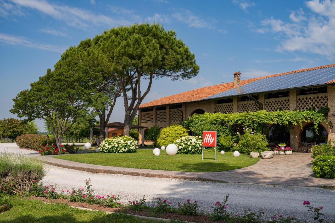 Agriturismo Isola Augusta Palazzolo dello Stella Екстериор снимка