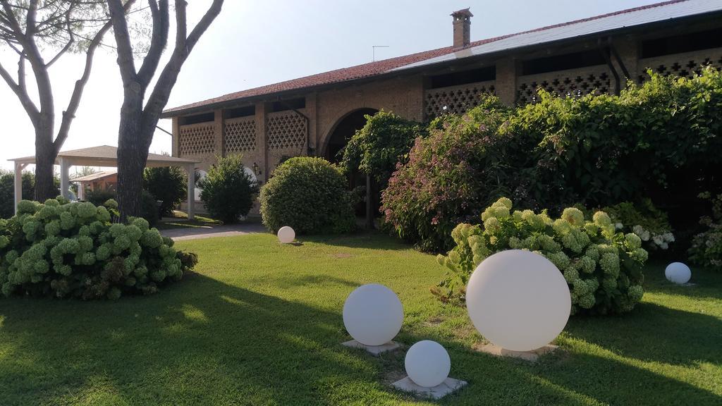Agriturismo Isola Augusta Palazzolo dello Stella Екстериор снимка