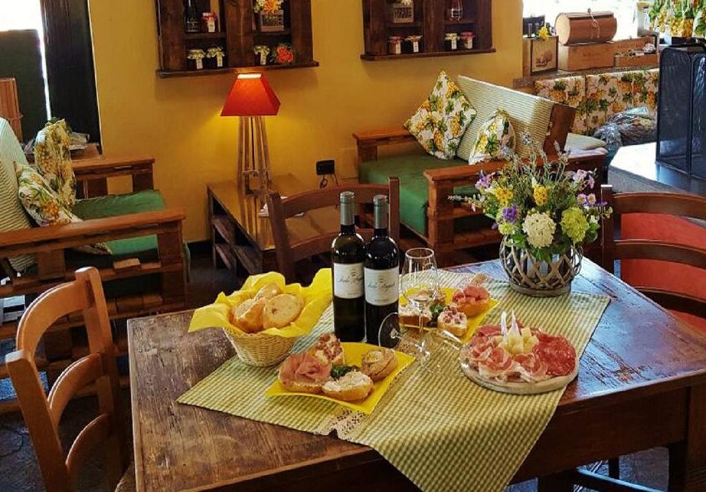Agriturismo Isola Augusta Palazzolo dello Stella Екстериор снимка