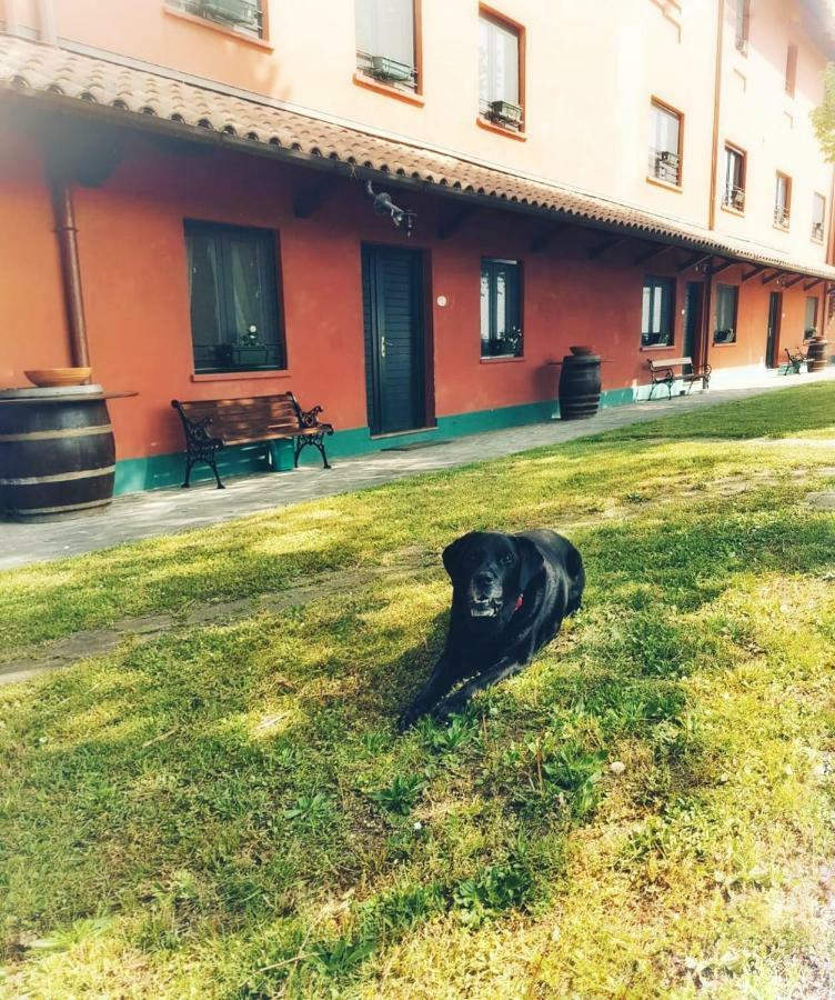 Agriturismo Isola Augusta Palazzolo dello Stella Екстериор снимка
